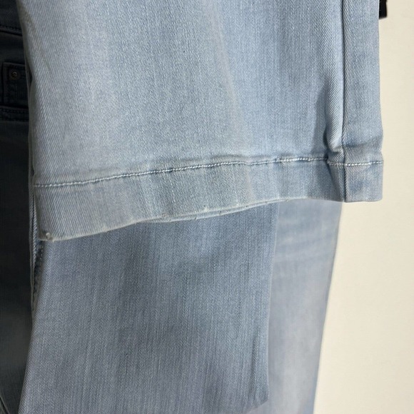 Spanx Sz MP but more like a SP or XS Petite Flare Pull On Jeans Light Wash - Picture 7 of 12